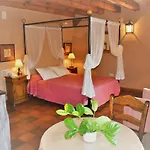 Lobiche 4* Navafría