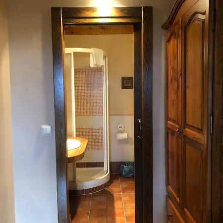 Lobiche Apartahotel