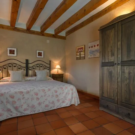 Apartahotel Lobiche 4*