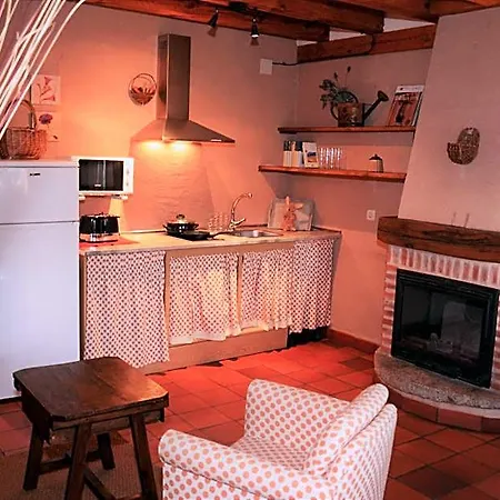 Lobiche Апарт-отель 4*