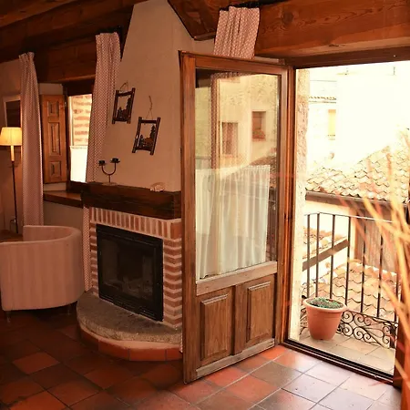 Aparthotel Lobiche Navafría