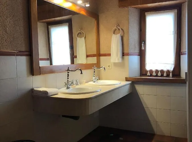 Lobiche 아파트호텔 4*