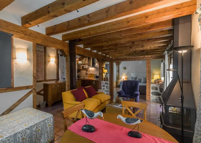 Lobiche 아파트호텔 4*