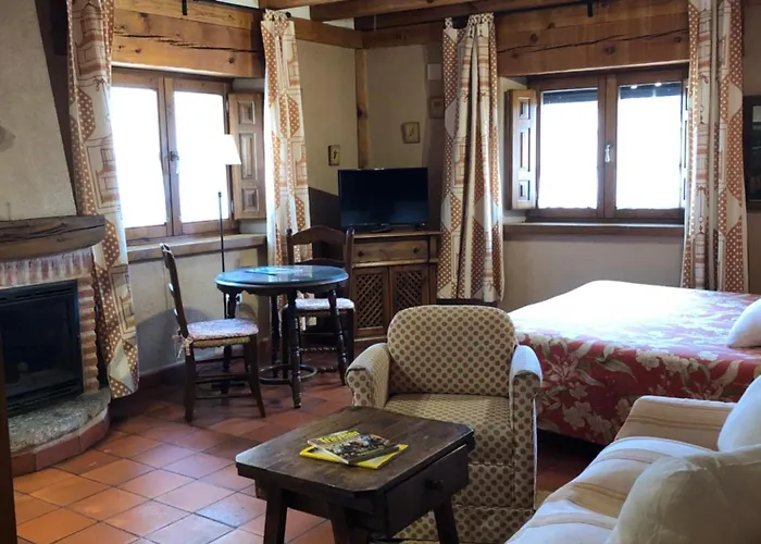 Lobiche 아파트호텔 4*