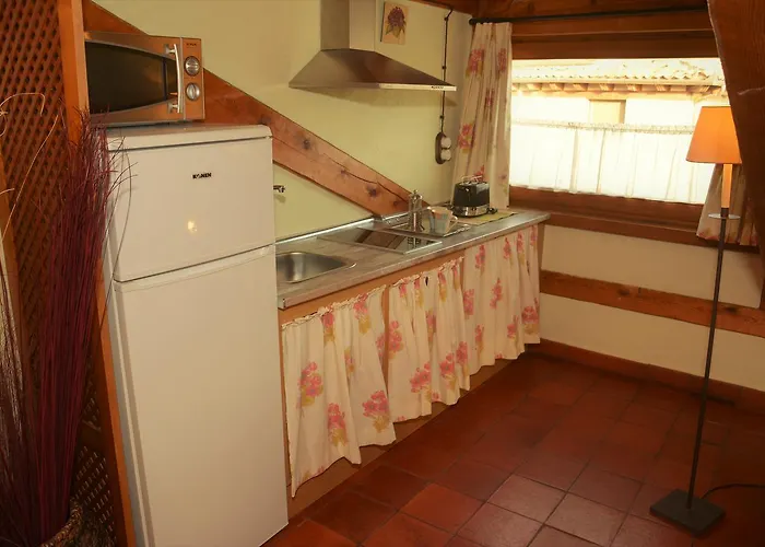 Lobiche 아파트호텔 4*