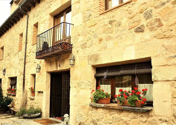 Lobiche 4* Navafría